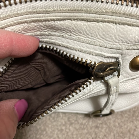 Used once, LINEA PELLE collection.Thick pebble distressed leather wristlet. - Picture 2 of 6